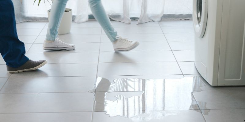 Máquina de Lavar Vazando Água Quando Enche em Niterói: Confira 6 Dicas Máquina de Lavar Vazando Água Quando Enche em Niterói: Confira 6 Dicas